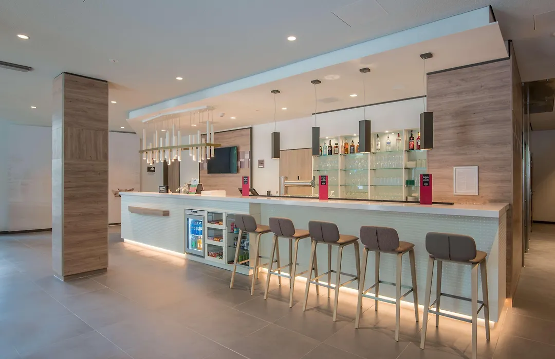 Hampton By Hilton Frankfurt City Centre East-1